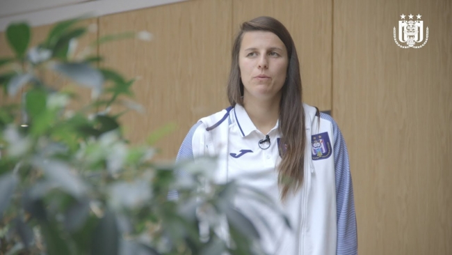 Embedded thumbnail for Behind the scenes: UEFA Women&#039;s Champions League @ RSCA 